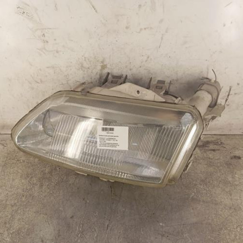 Optique avant principal gauche (feux)(phare) RENAULT LAGUNA 1