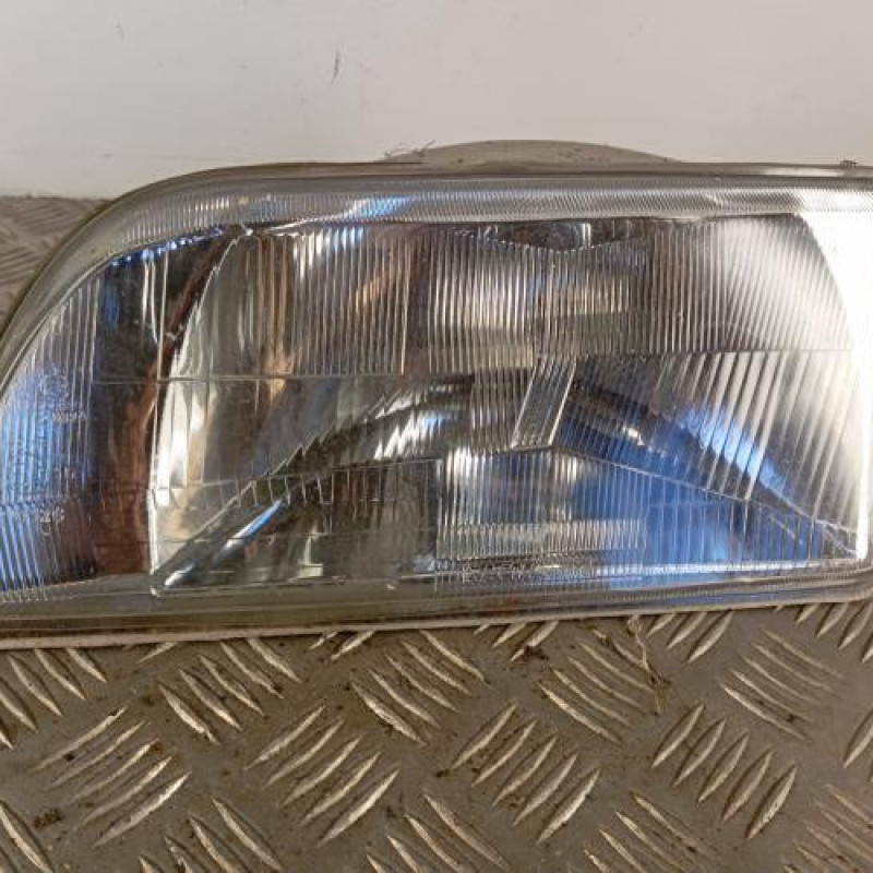 Optique avant principal gauche (feux)(phare) CITROEN AX