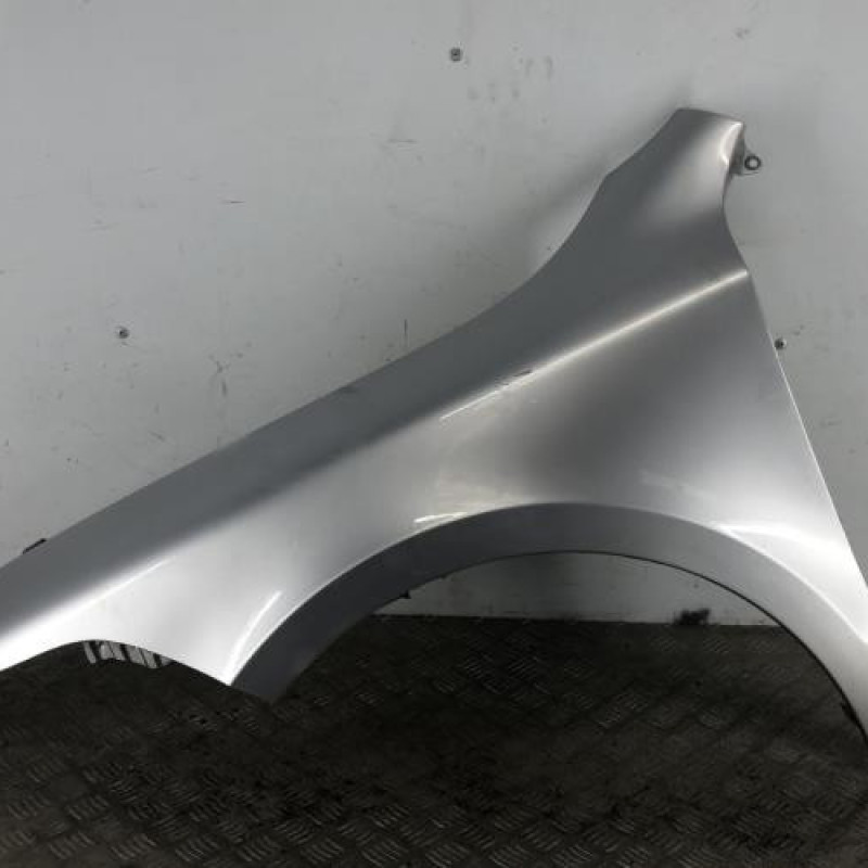 Aile avant gauche SKODA SUPERB 2
