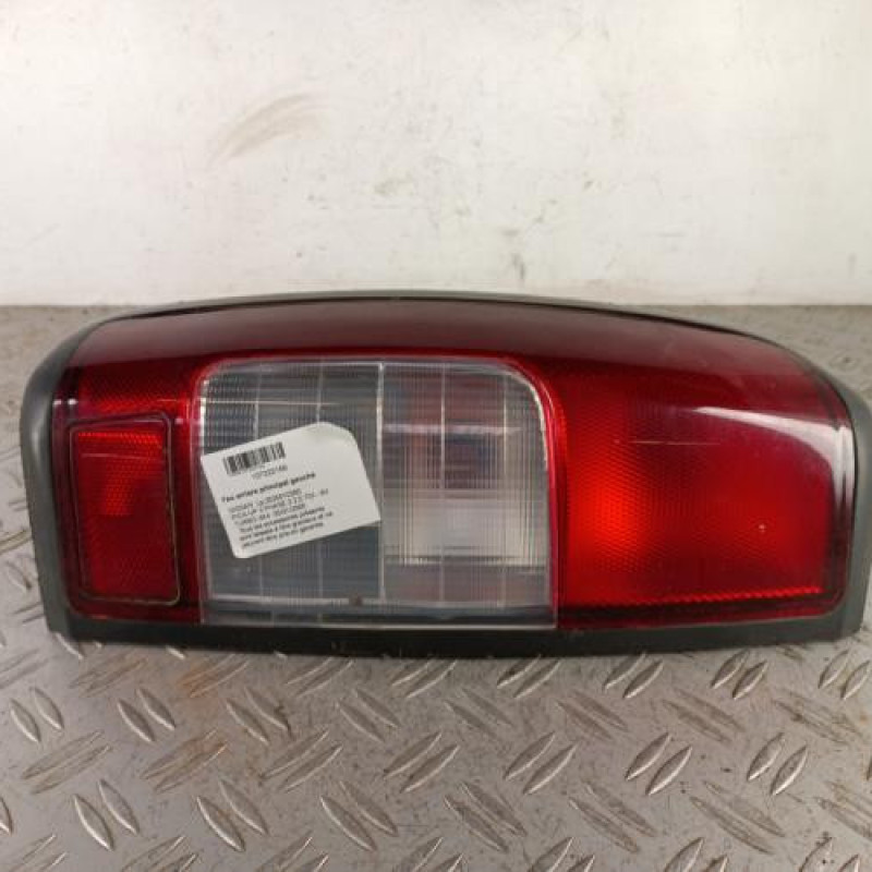 Feu arriere principal gauche (feux) NISSAN PICK-UP 3
