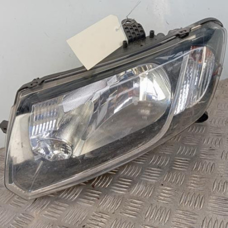 Optique avant principal gauche (feux)(phare) DACIA SANDERO 2