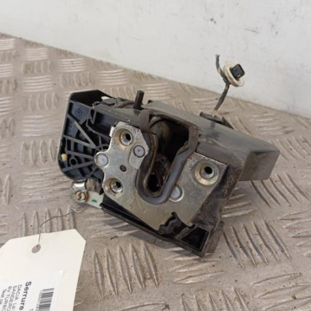 Serrure arriere droit DACIA SANDERO 2