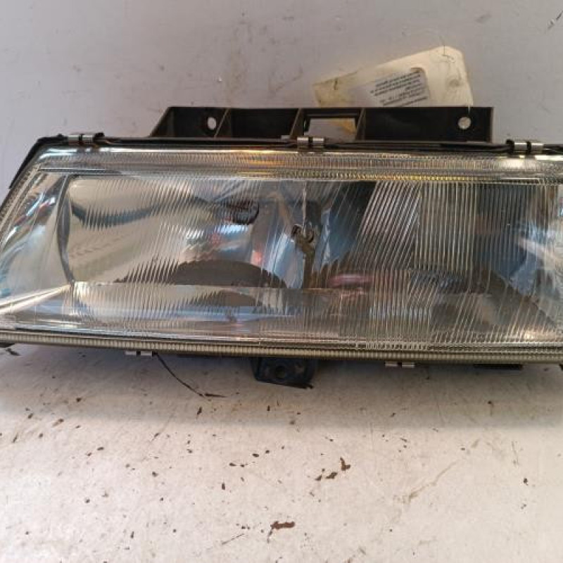 Optique avant principal gauche (feux)(phare) CITROEN XANTIA
