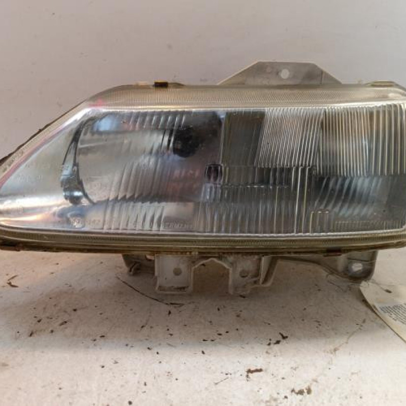 Optique avant principal droit (feux)(phare) RENAULT LAGUNA 1