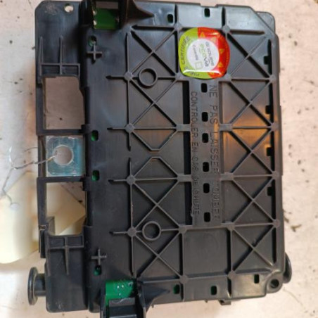 Boitier servitude moteur (BSM) PEUGEOT 206