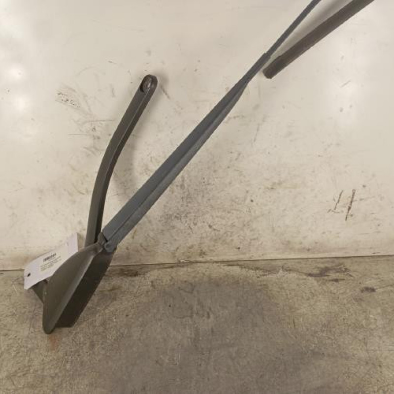 Bras essuie glace avant droit RENAULT SCENIC 2