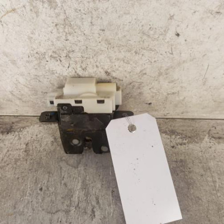 Serrure de hayon RENAULT CLIO 3