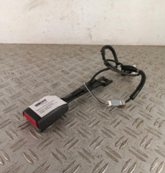 Attache ceinture avant droit TOYOTA VERSO Photo n°1
