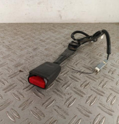 Attache ceinture avant droit TOYOTA VERSO