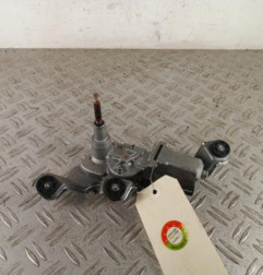 Moteur essuie glace arriere TOYOTA VERSO Photo n°1