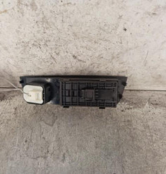 Interrupteur de leve vitre avant gauche AUDI A1 1