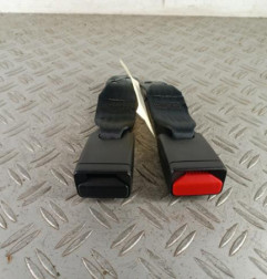 Attache ceinture arriere gauche DACIA LOGAN MCV 2