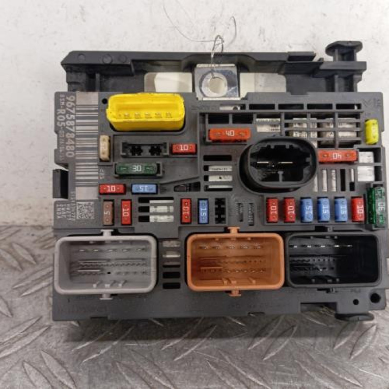 Boitier servitude moteur (BSM) PEUGEOT 308 1 Boitier servitude moteur (BSM) PEUGEOT 308 1