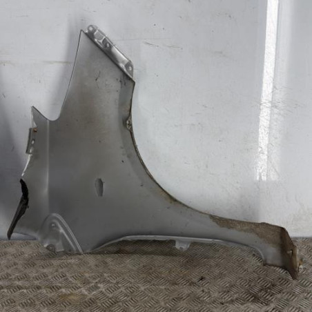 Aile avant gauche TOYOTA YARIS 2