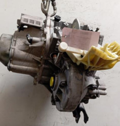 Boite de vitesses PEUGEOT 208 1