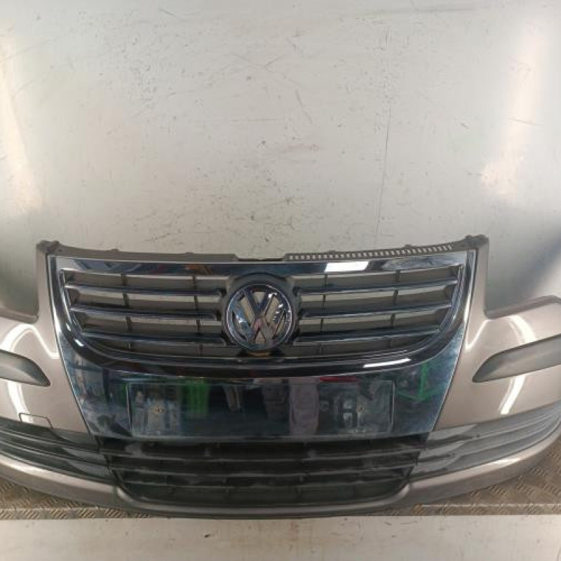 Pare choc avant VOLKSWAGEN TOURAN 1
