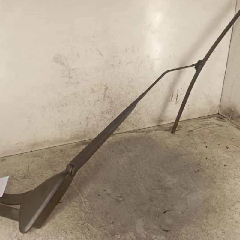 Bras essuie glace avant droit RENAULT SCENIC 2