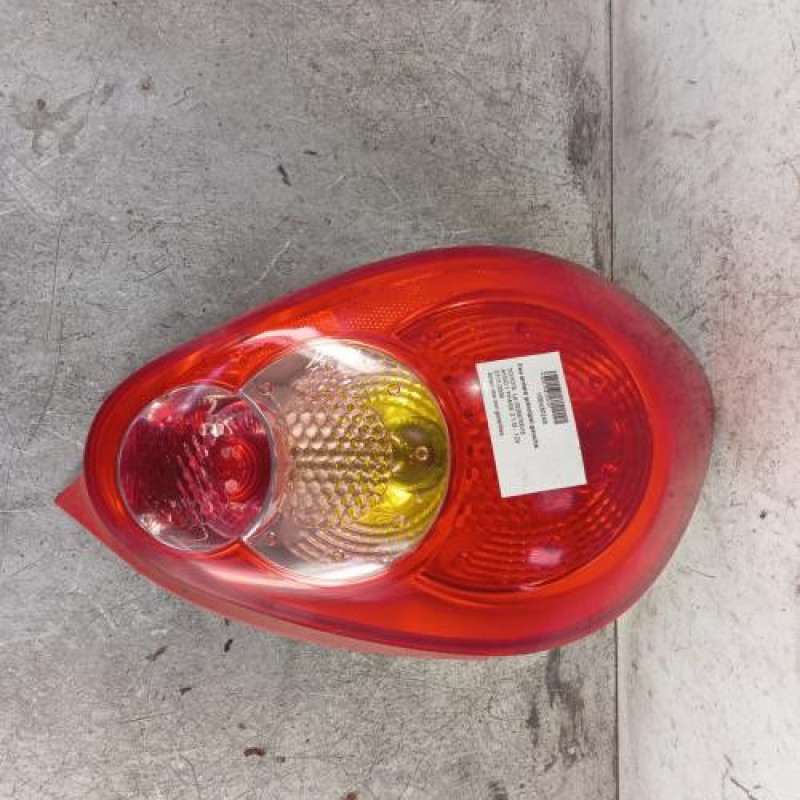 Feu arriere principal gauche (feux) TOYOTA AYGO 1 Feu arriere principal gauche (feux) TOYOTA AYGO 1