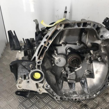 Boite de vitesses NISSAN MICRA 3 Photo n°1