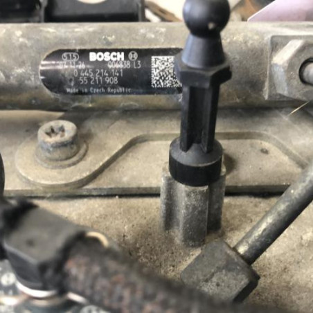 Moteur OPEL CORSA D Photo n°1