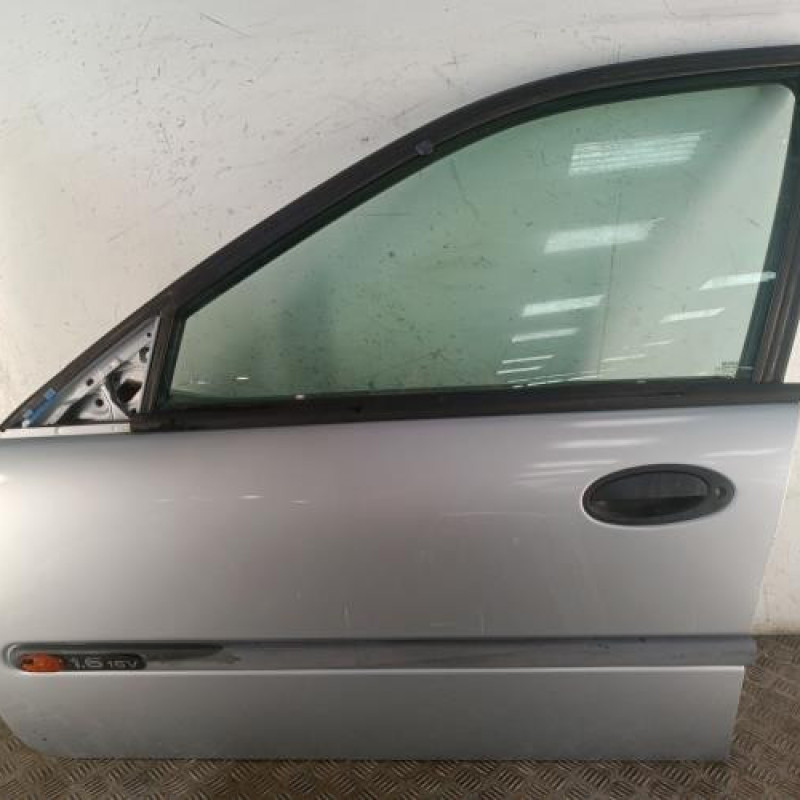 Porte avant gauche RENAULT LAGUNA 1