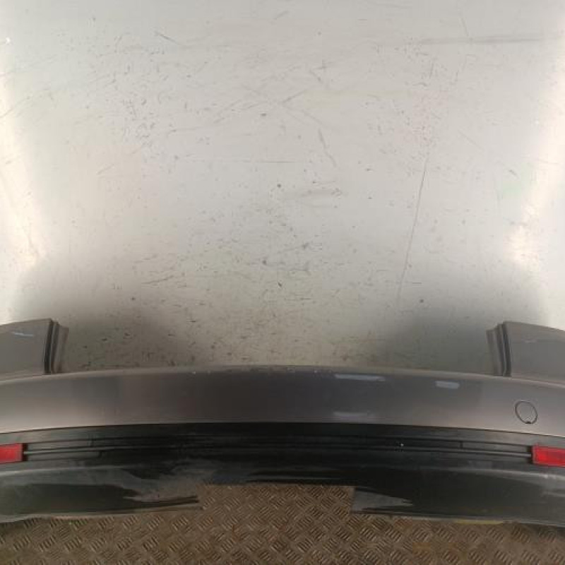 Pare choc arriere VOLKSWAGEN TOURAN 1