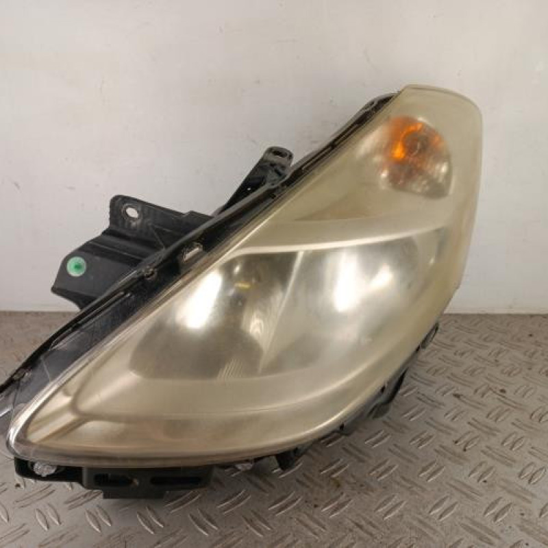 Optique avant principal gauche (feux)(phare) RENAULT CLIO 3
