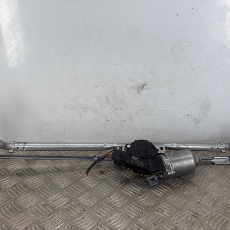 Moteur essuie glace avant MINI MINI 3 F56 Moteur essuie glace avant MINI MINI 3 F56