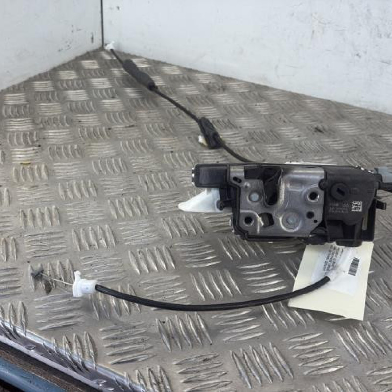 Serrure avant gauche PEUGEOT 308 1 SW Serrure avant gauche PEUGEOT 308 1 SW