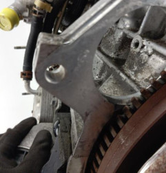 Moteur TOYOTA YARIS 2 Photo n°6