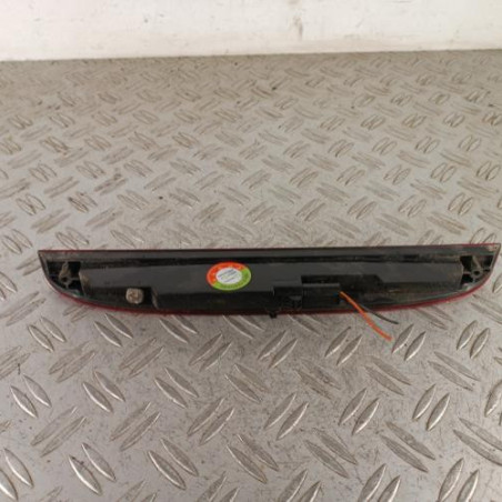 Feu arriere stop central RENAULT CLIO 2