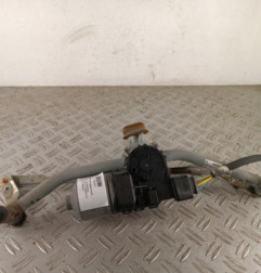 Moteur essuie glace avant PEUGEOT 2008 1 Photo n°1