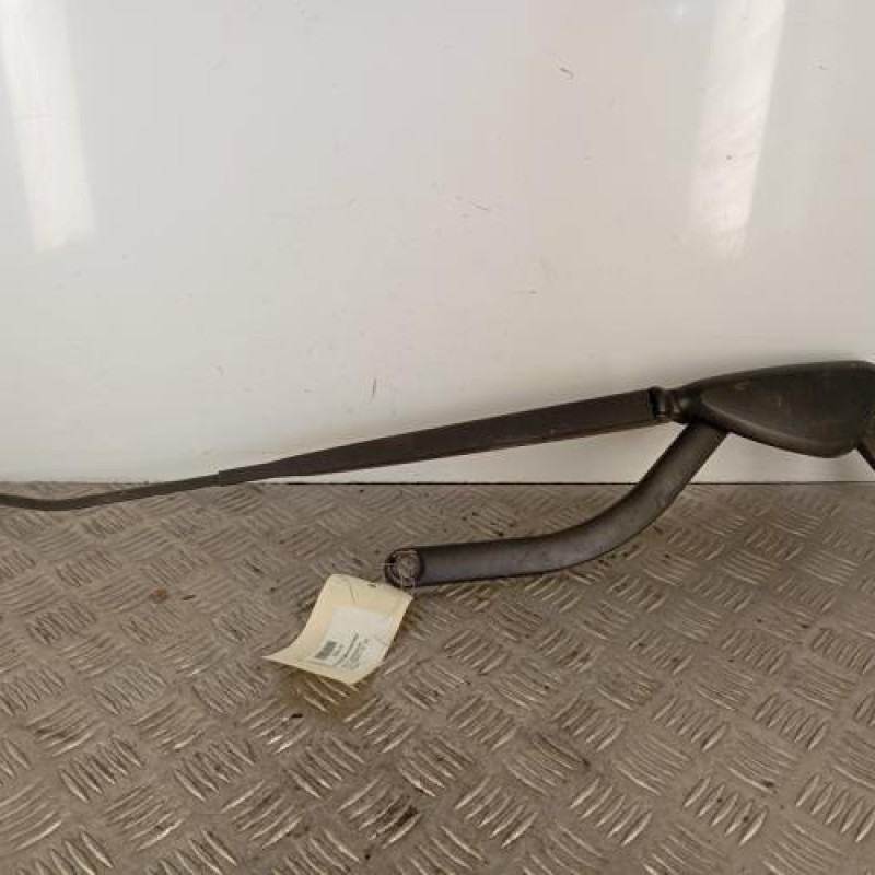 Bras essuie glace avant droit RENAULT SCENIC 2
