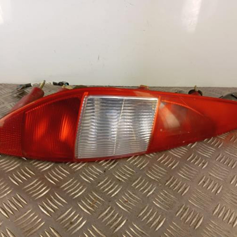 Feu arriere principal gauche (feux) FORD MONDEO 2