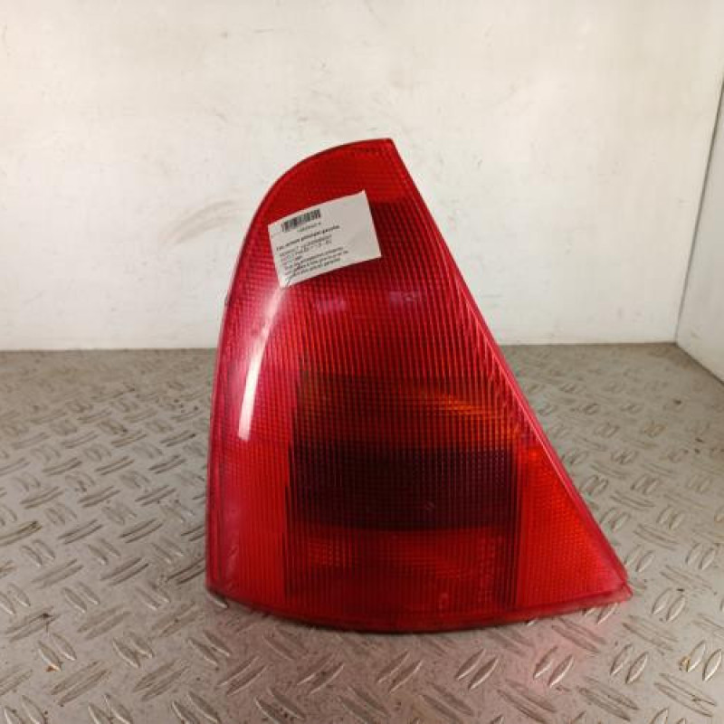 Feu arriere principal gauche (feux) RENAULT CLIO 2