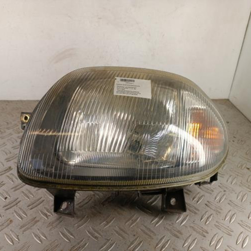 Optique avant principal gauche (feux)(phare) RENAULT CLIO 2