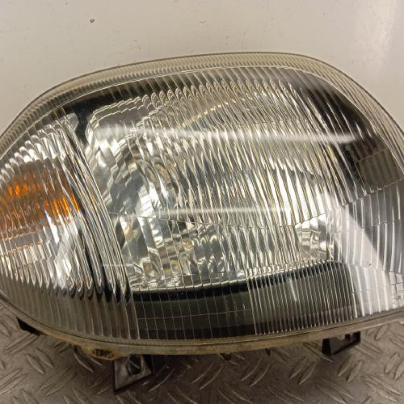 Optique avant principal droit (feux)(phare) RENAULT CLIO 2