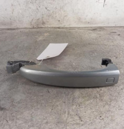 Poignee porte avant droit AUDI Q5 1 Photo n°1