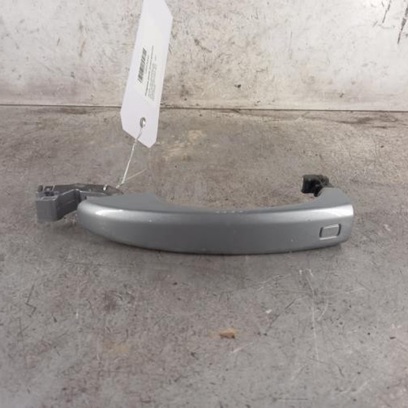 Poignee porte avant gauche AUDI Q5 1 Poignee porte avant gauche AUDI Q5 1