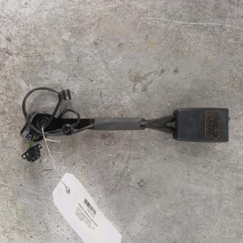 Attache ceinture avant droit AUDI Q5 1 Attache ceinture avant droit AUDI Q5 1