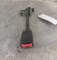 Attache ceinture avant droit AUDI Q5 1