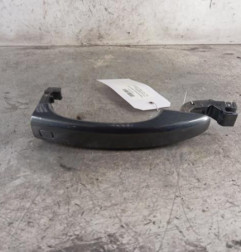 Poignee porte arriere droit AUDI A1 1 Photo n°1