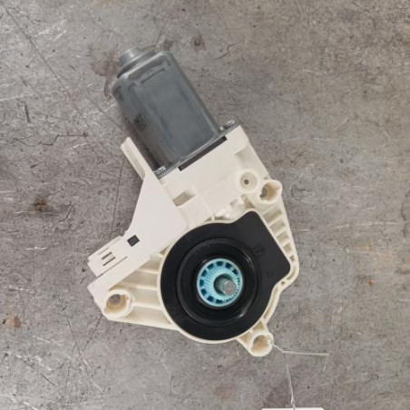 Moteur leve vitre avant droit AUDI A1 1 Photo n°1