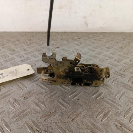 Serrure avant gauche MERCEDES VITO 638