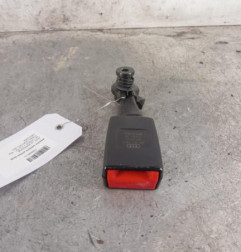 Attache ceinture arriere droit AUDI Q5 1