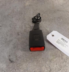 Attache ceinture arriere gauche AUDI Q5 1