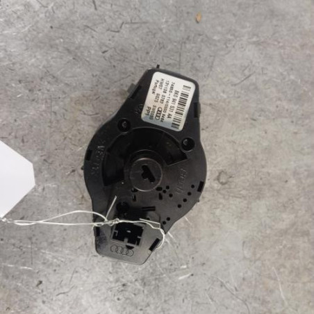 Commodo phare AUDI Q5 1