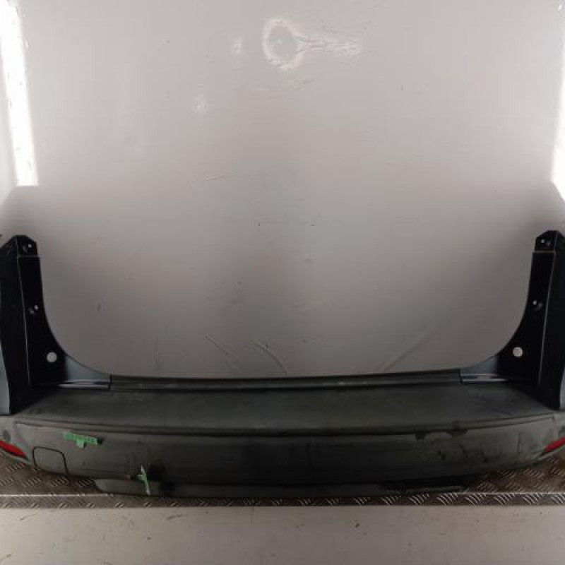 Pare choc arriere RENAULT CLIO 4