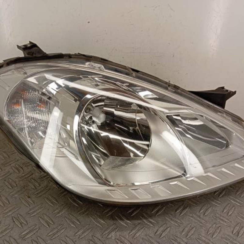 Optique avant principal droit (feux)(phare) MERCEDES CLASSE A 169