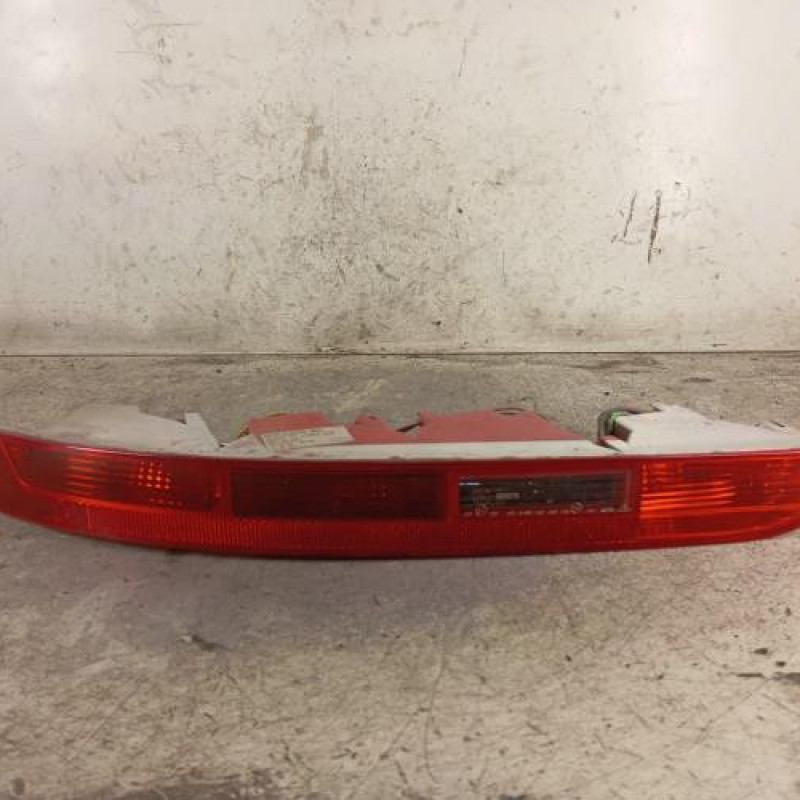 Feu de pare choc arriere droit AUDI Q5 1 Feu de pare choc arriere droit AUDI Q5 1
